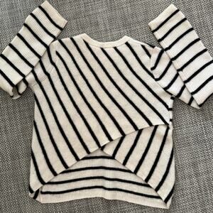A.L.C.Cashmere Black White Striped Criss Cross Back Cropped Crew Neck Sweater M